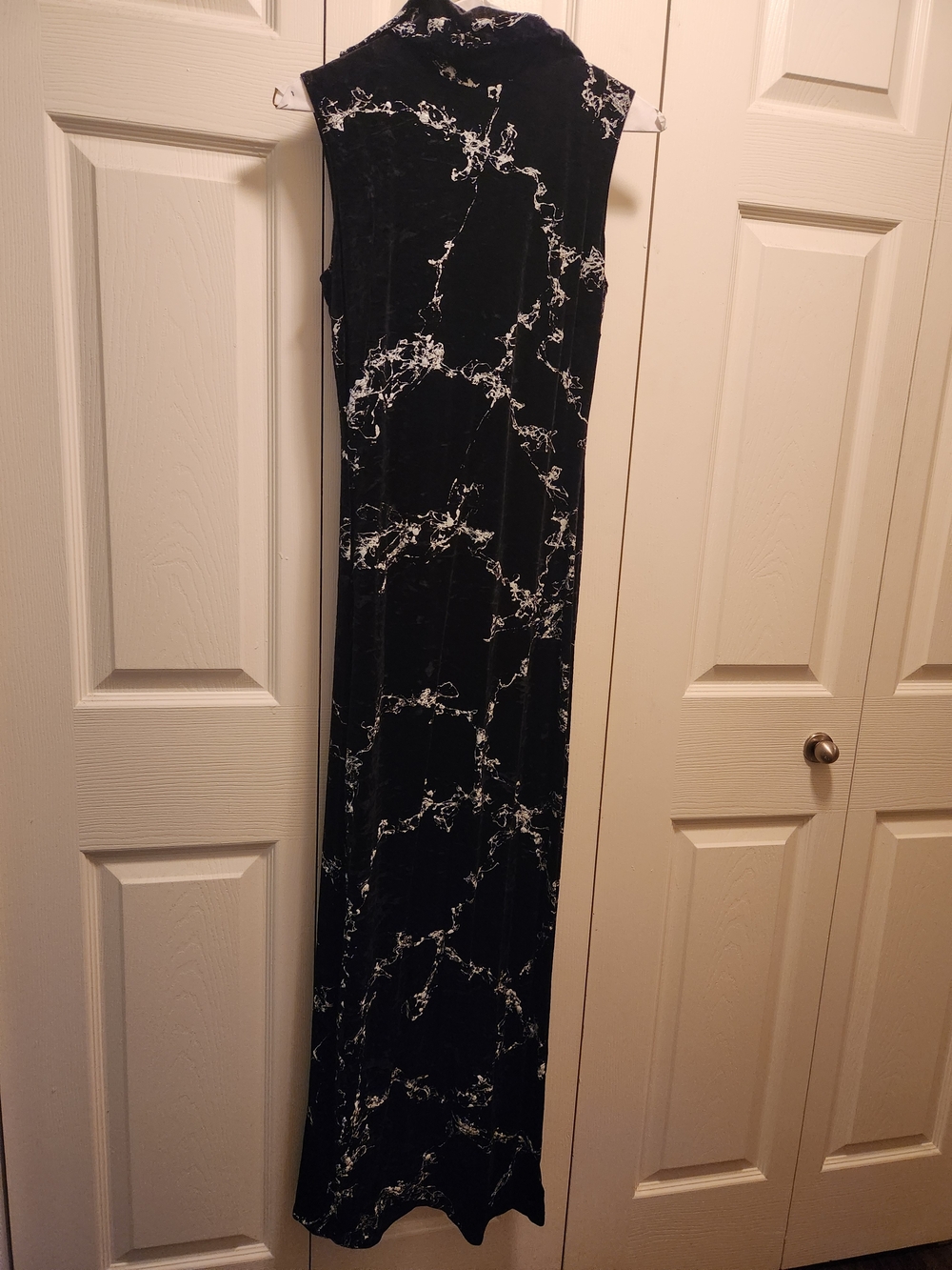 Sleeveless Black Marble-Print Velvet Maxi Dress